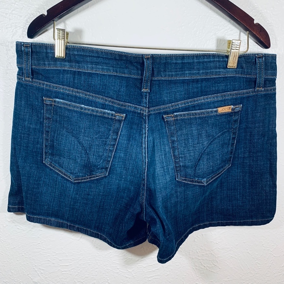 SOLD EUC Shorts 32 - Joe's Jeans Emmie Denim - Picture 3 of 8